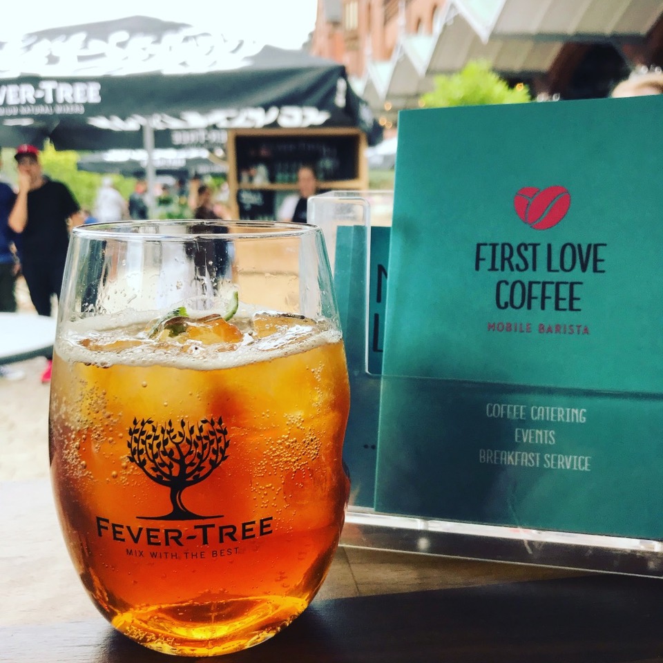 Kaffee-Cocktails beim Sommerfest